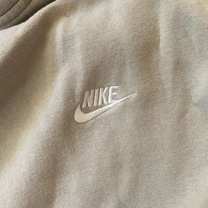 Nike Cream Sweatshirt/Hoodie